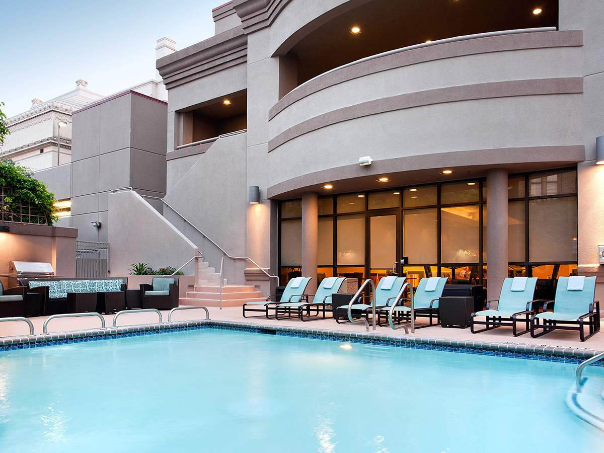 The Pool at Sonesta ES Suites San Antonio Downtown Alamo Plaza