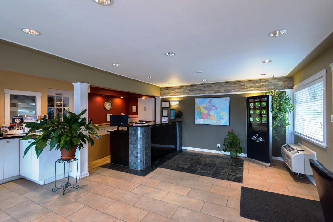 Spacious Lobby with Touch Screen Guest Technology