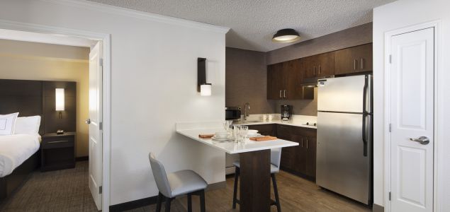 Learn About Our Hotel in Fresno, CA