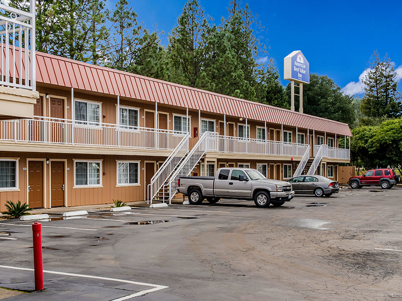 hotel exterior and parking lot