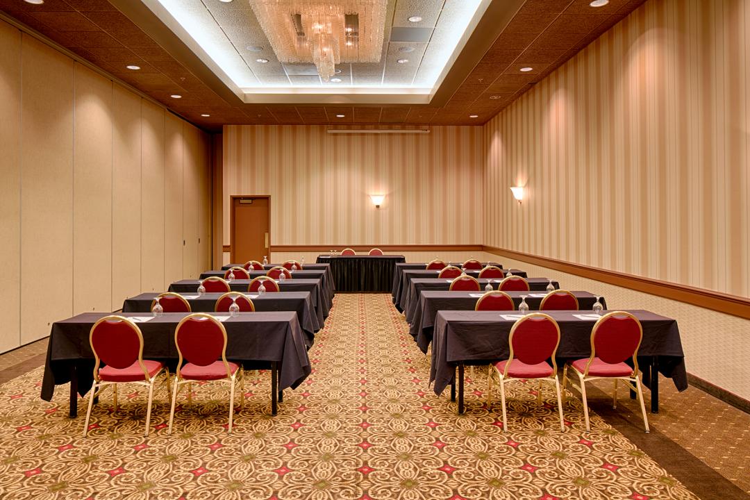 Host Gatherings Of All Size In Our Redding Meeting Space