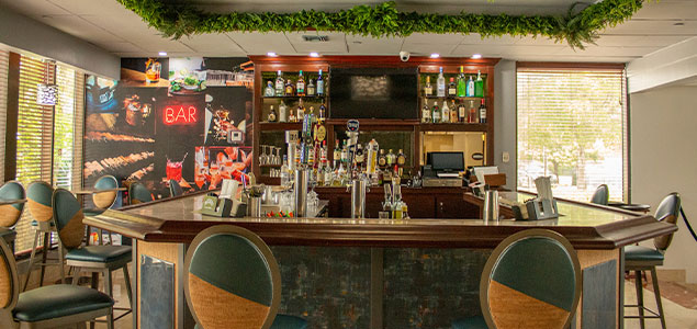 Breakfast & Bar at Our Hotel Near Miami International Airport