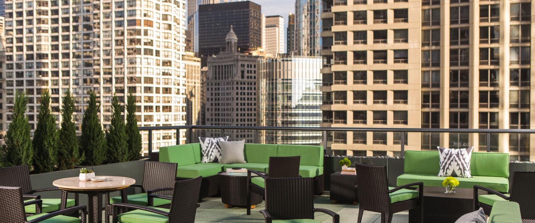 Chicago River North Rooftop Terrace