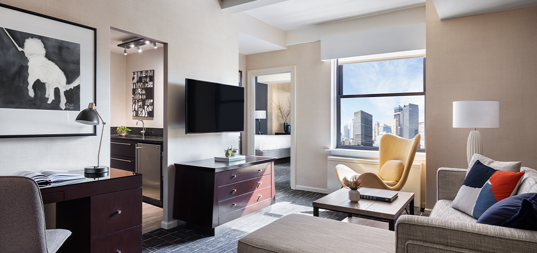 Rooms & Apartment Suites at The Shelburne Sonesta New York