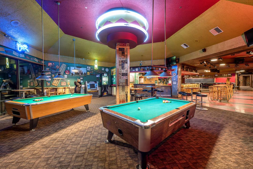 Visit Our Entertaining Bar & Lounge in Pasco